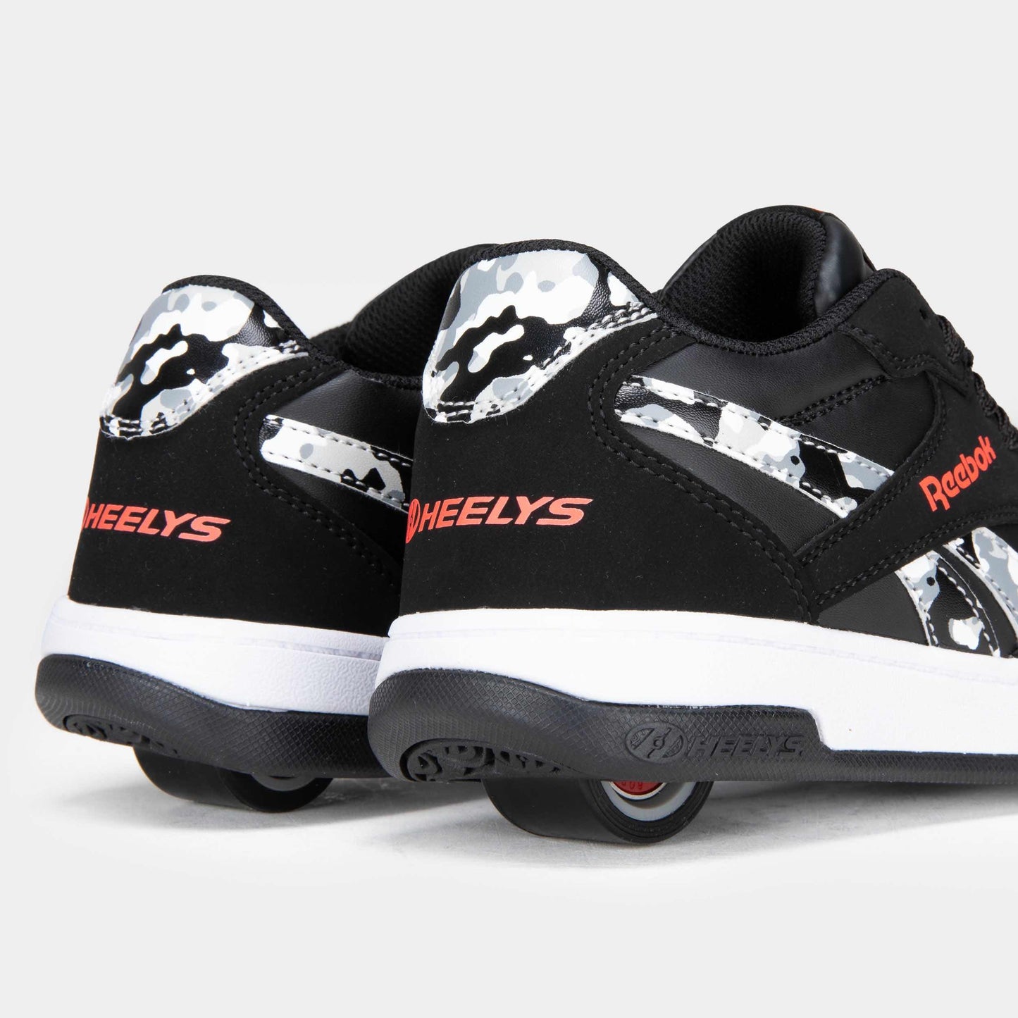 Reebok BB4500 Low Adults