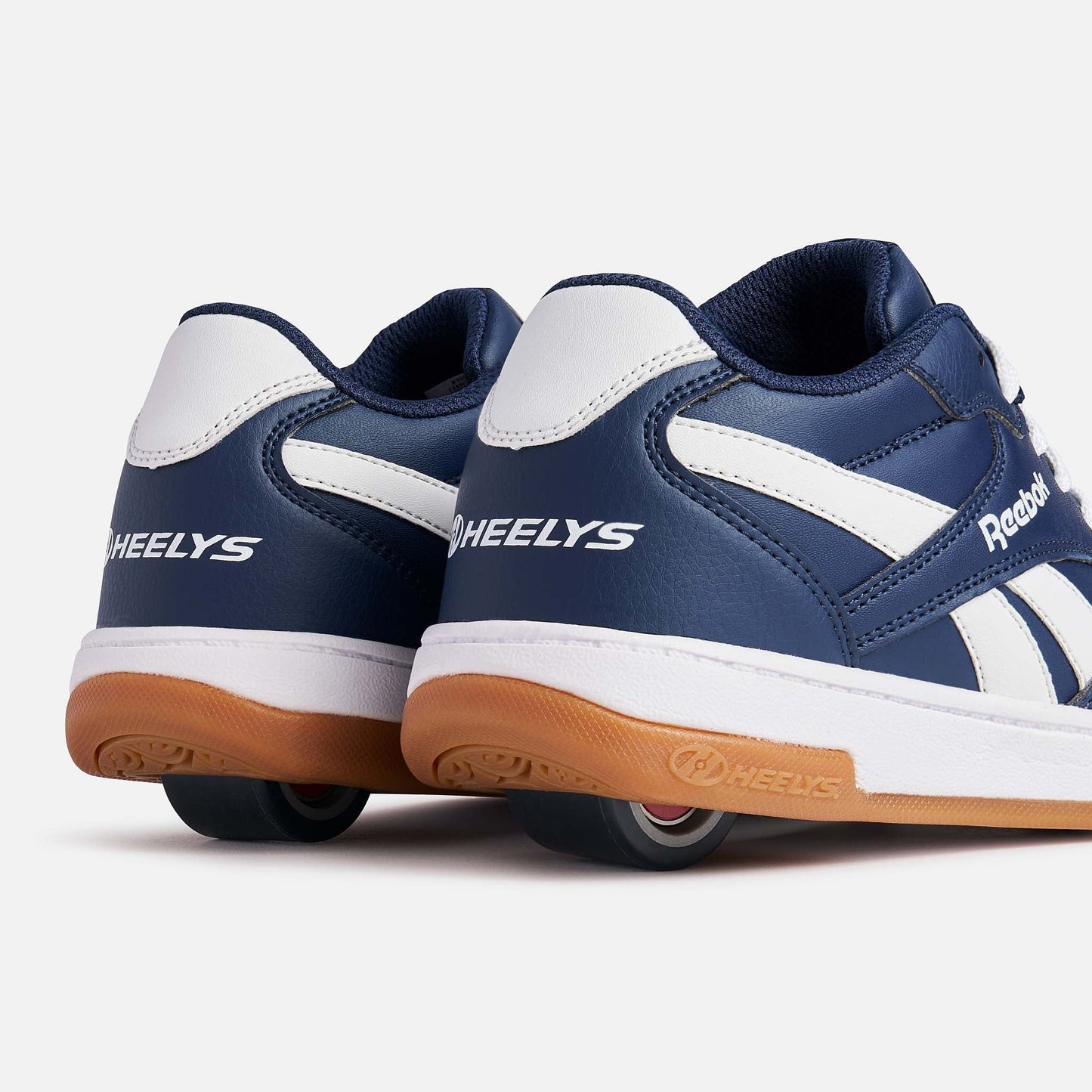 Reebok BB4500 Low Adults